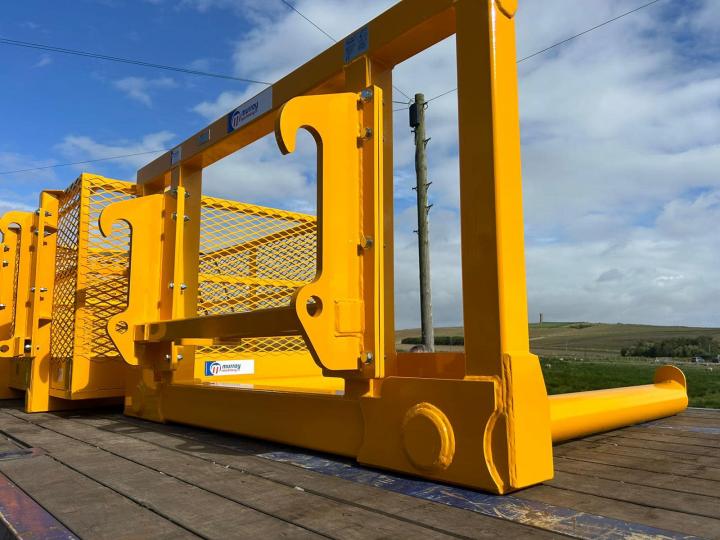 HS2 Train line attachments