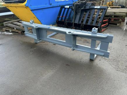 Pallet forks for handling of empty containers