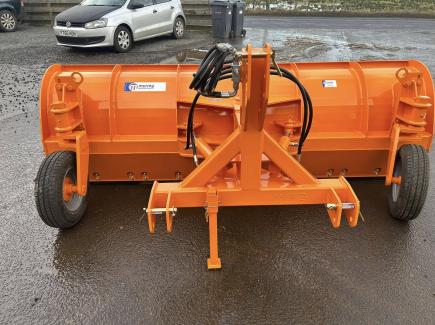 850mm x 2450mm Hydraulic Slew Snow Blade with Pneumatic Castors